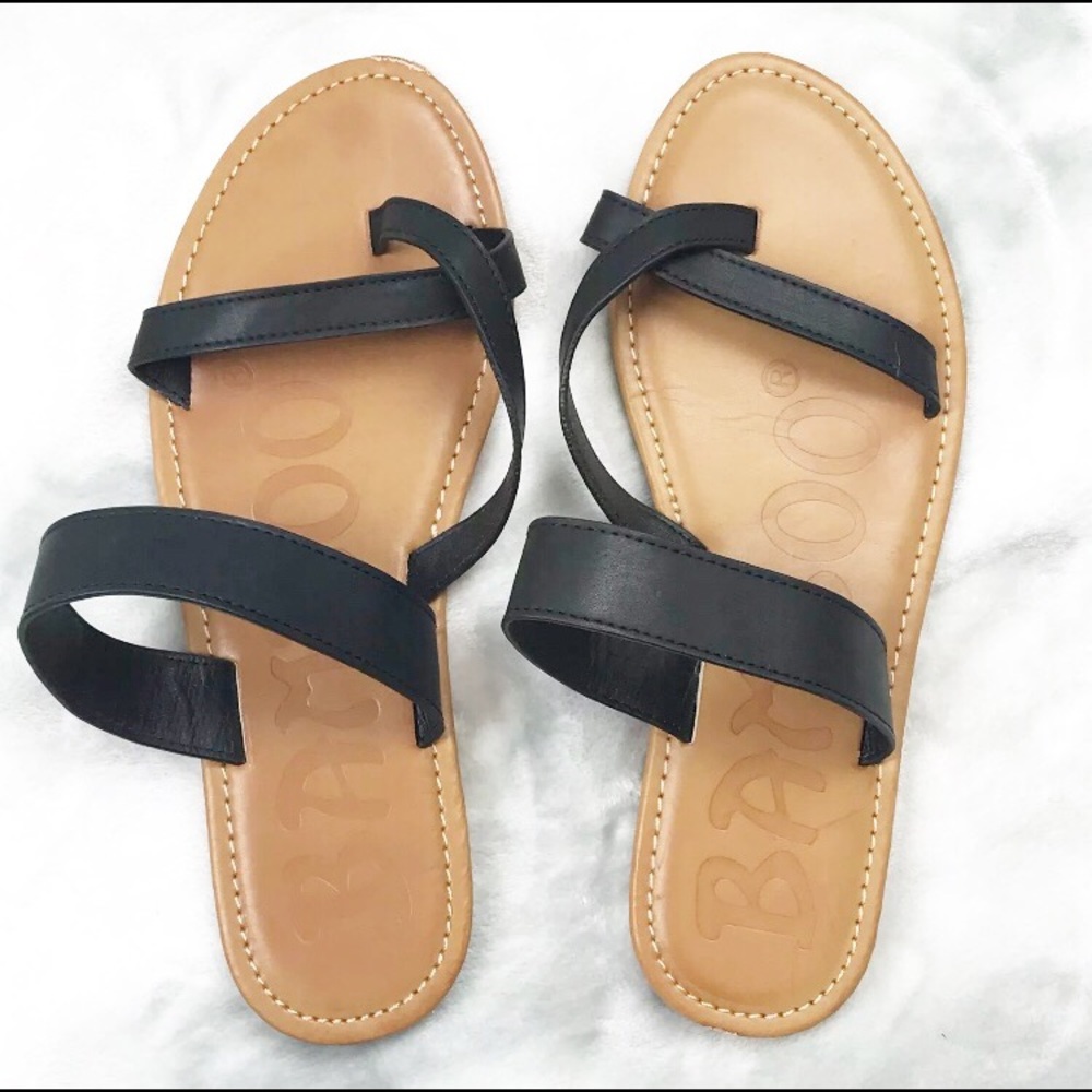 Bamboo Bayside Black Strappy Sandals Size 8